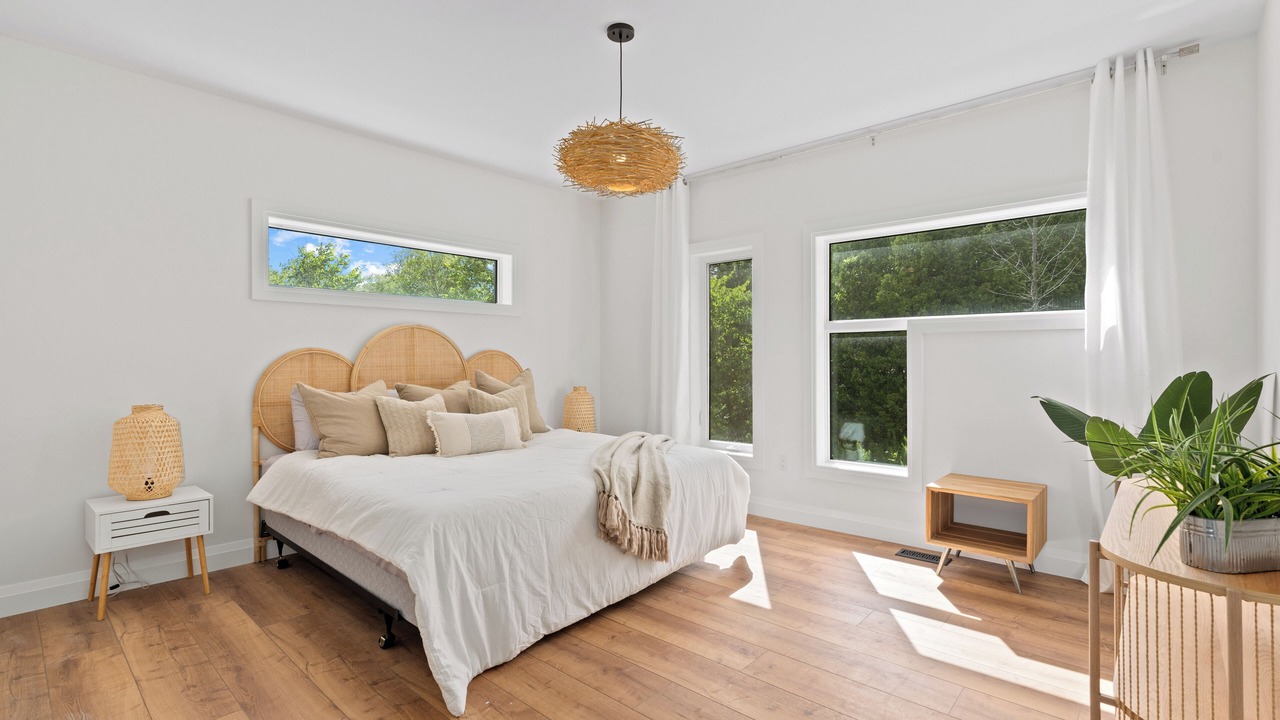 Photo of Bedroom in Waubaushene