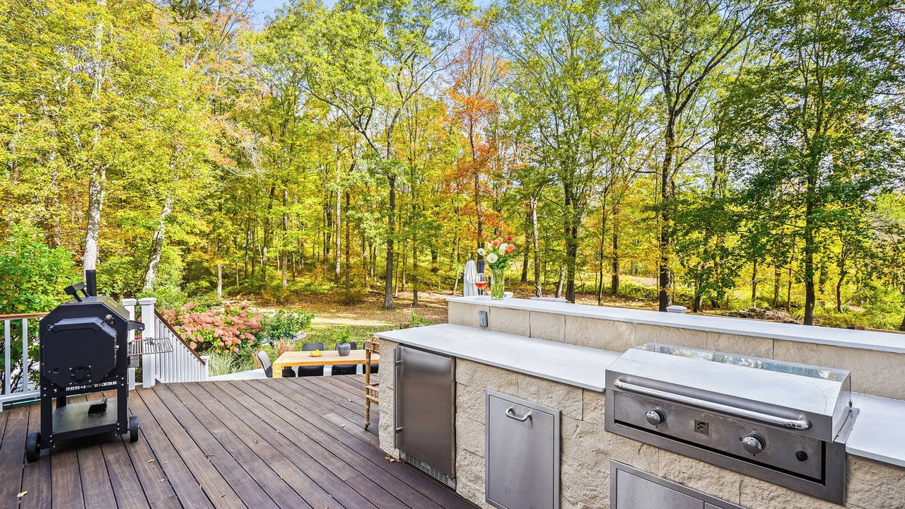 Photo of Patio Balcony in Yorktown Heights