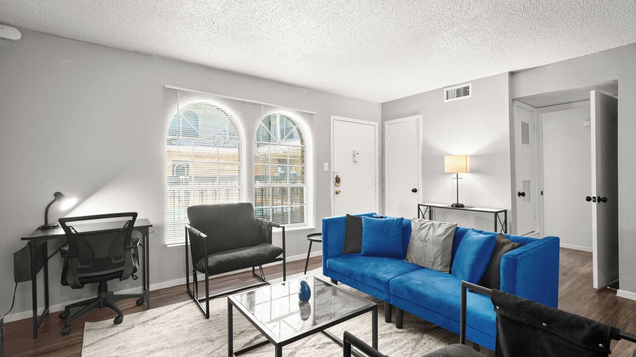 Photo of Livingroom in North University