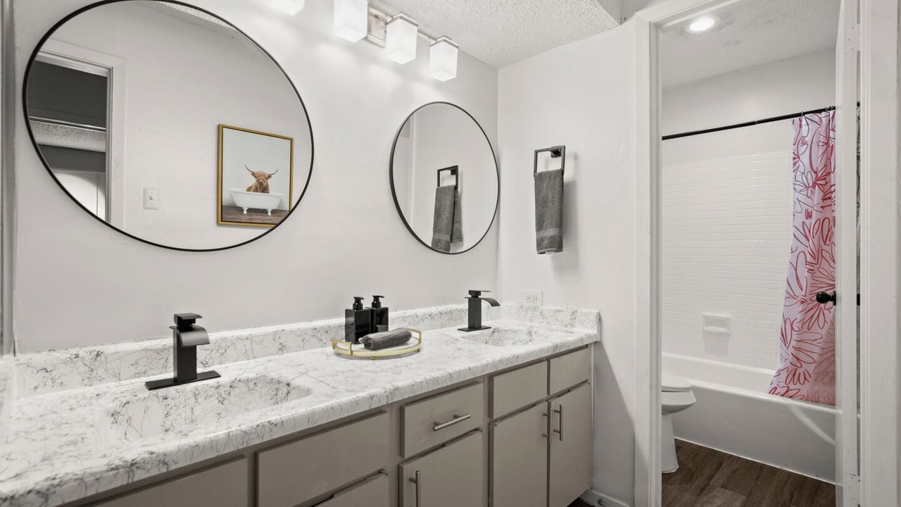 Photo of Bathroom in North University