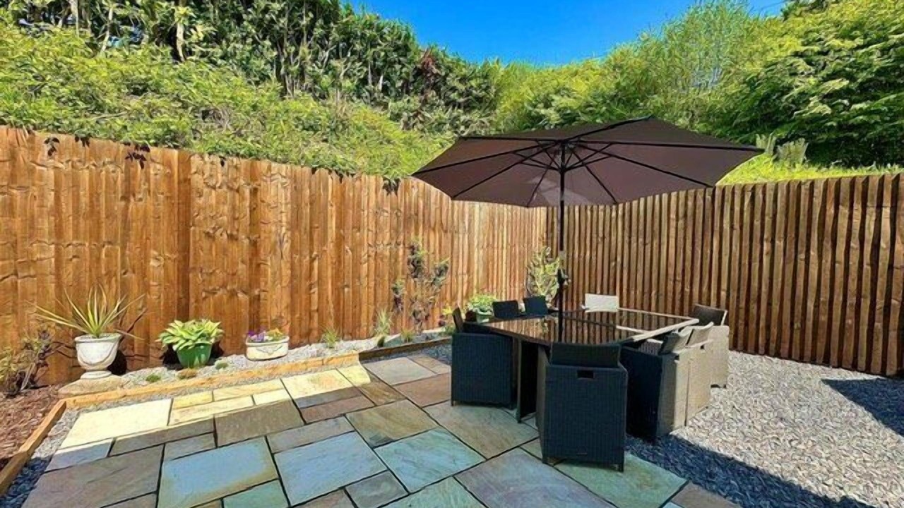 Photo of Outdoor in Exebridge