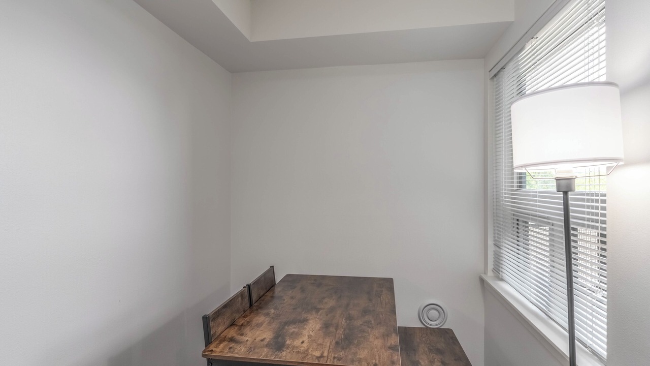 Photo of Livingroom in University District