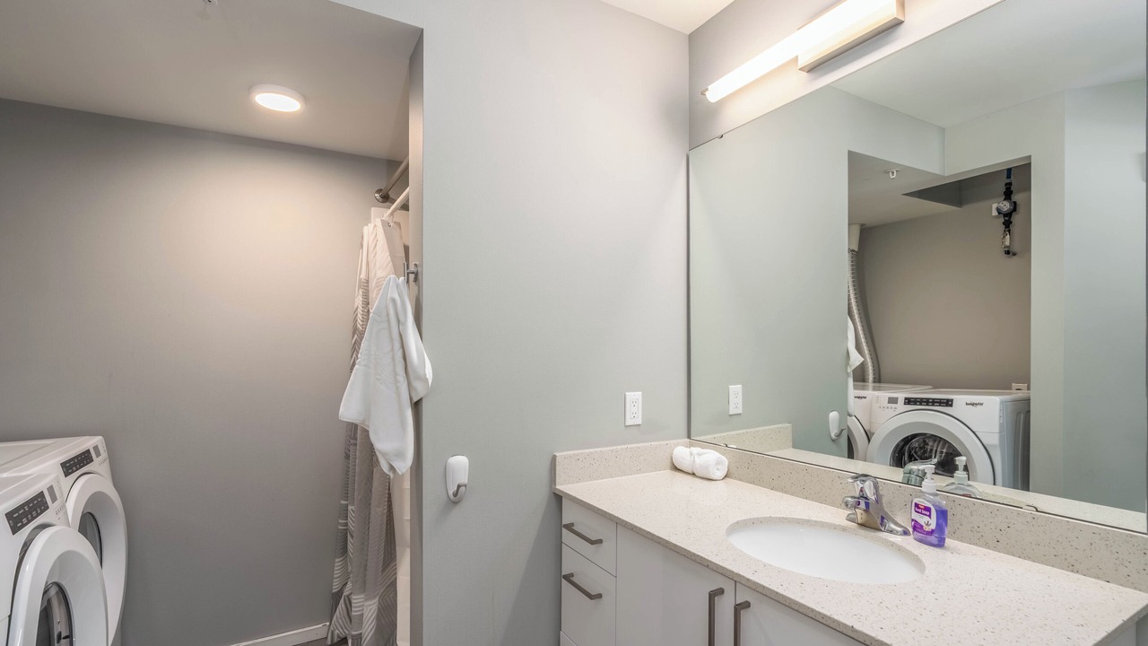 Photo of Bathroom in University District