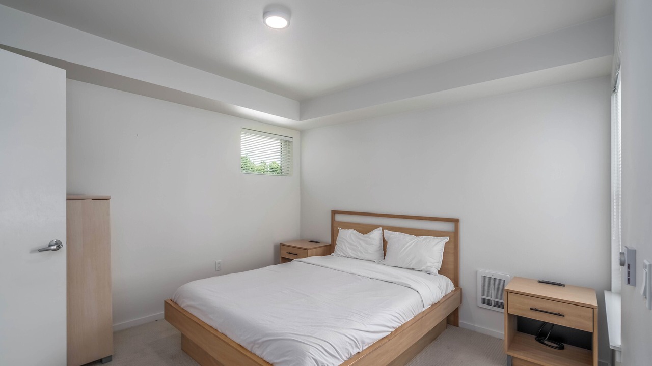 Photo of Bedroom in University District