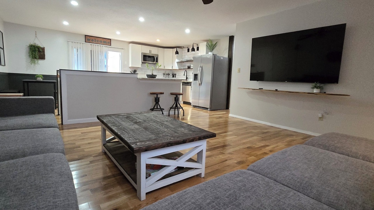 Photo of Livingroom in St. Peters