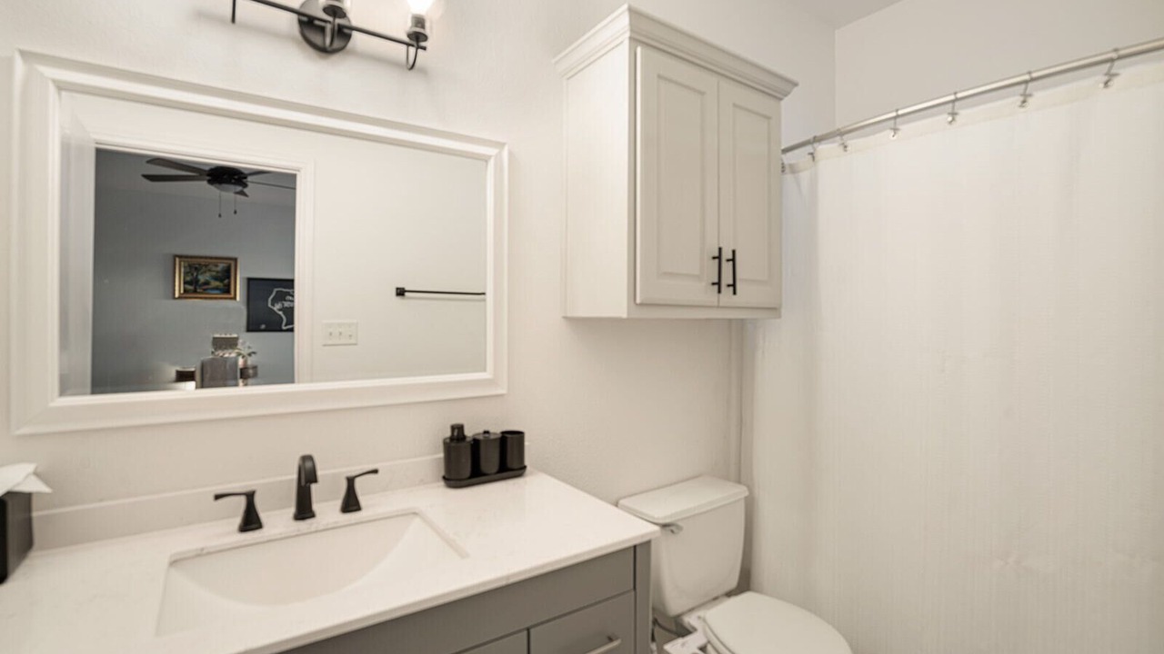 Photo of Bathroom in University Hills and Windsor Park