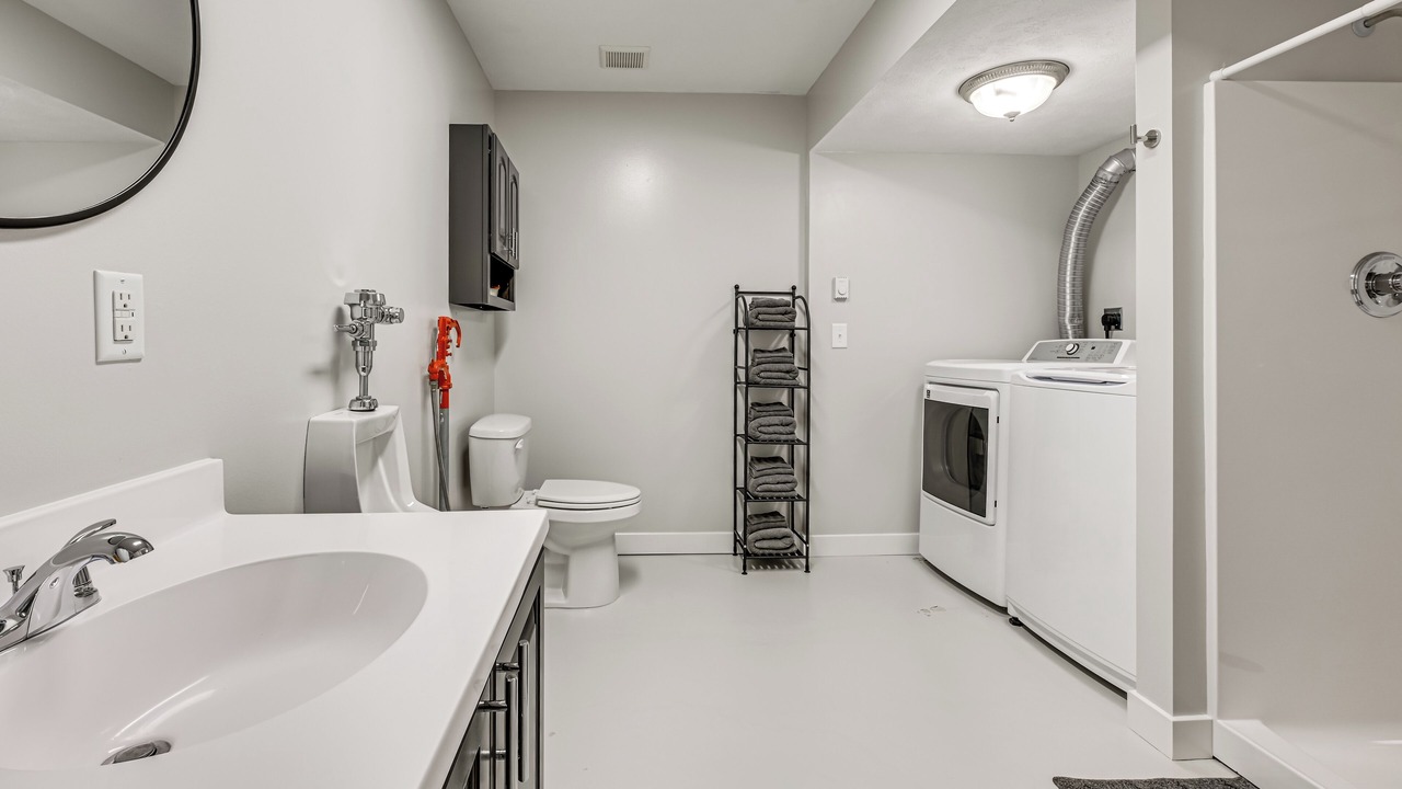 Photo of Bathroom in Ellston