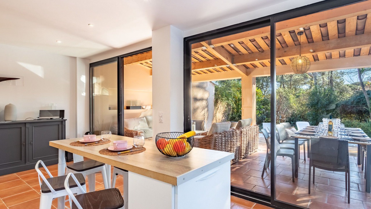 Photo of Bedroom in Gassin