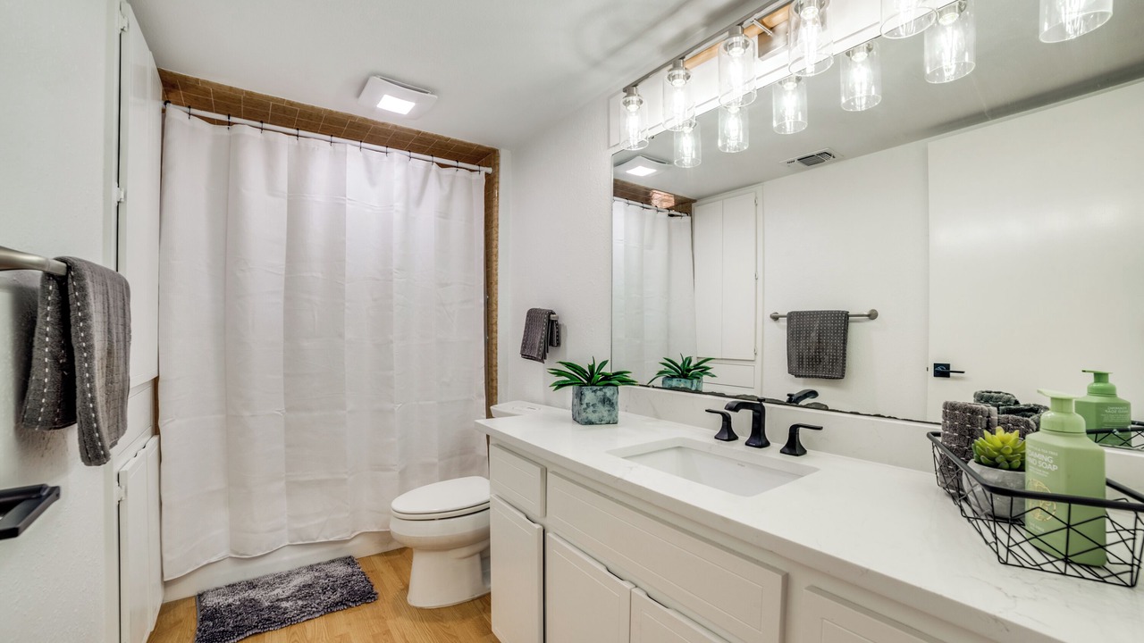 Photo of Bathroom in Cross Mountain