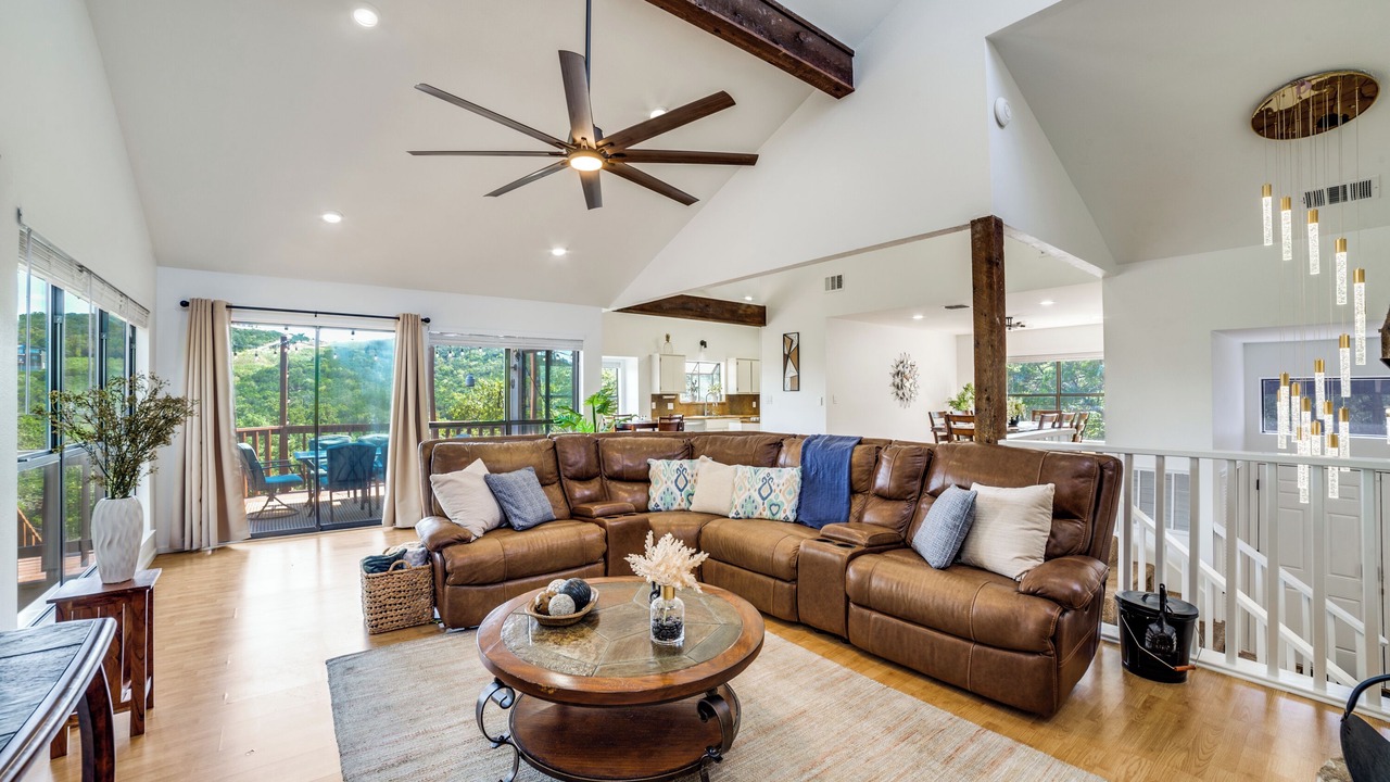 Photo of Livingroom in Cross Mountain