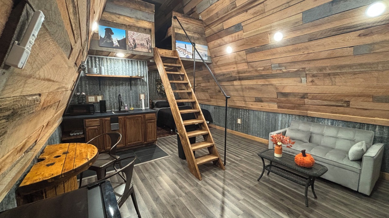 Photo of Livingroom in Miller City