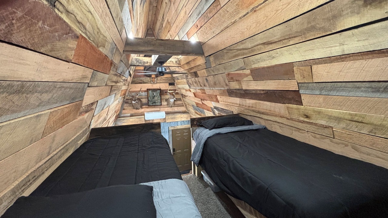 Photo of Bedroom in Miller City
