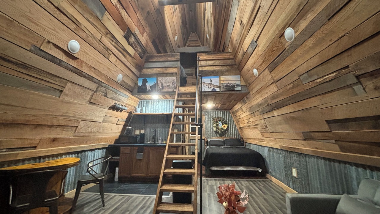 Photo of Livingroom in Miller City