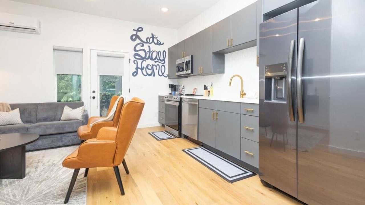Photo of Livingroom in Knoxville