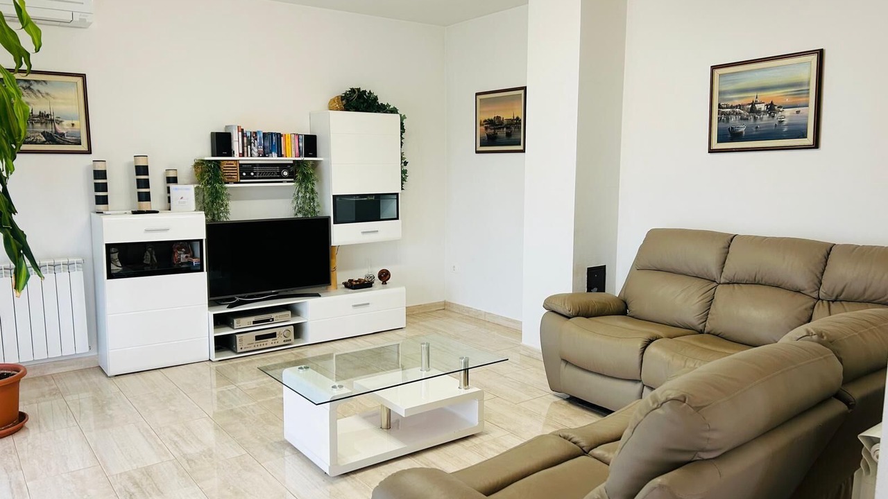 Photo of Livingroom in Momjan