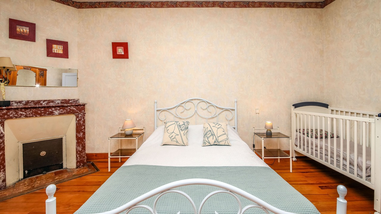 Photo of Bedroom in Villeneuve-sur-Vere