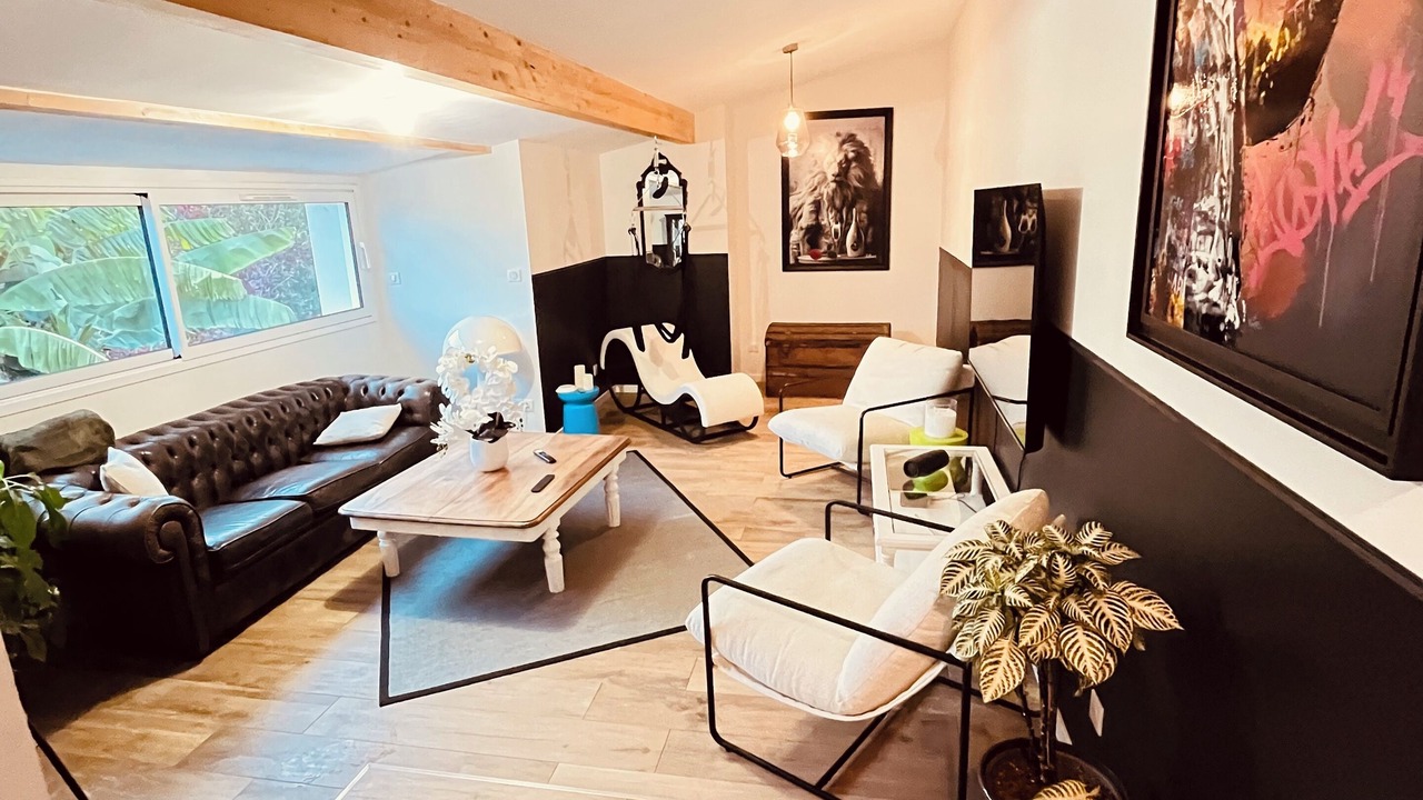 Photo of Livingroom in Mons