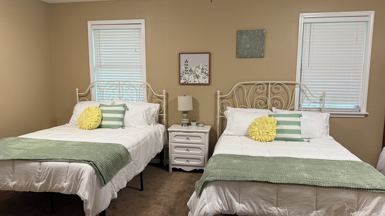 Photo of Bedroom in College Hills Estates