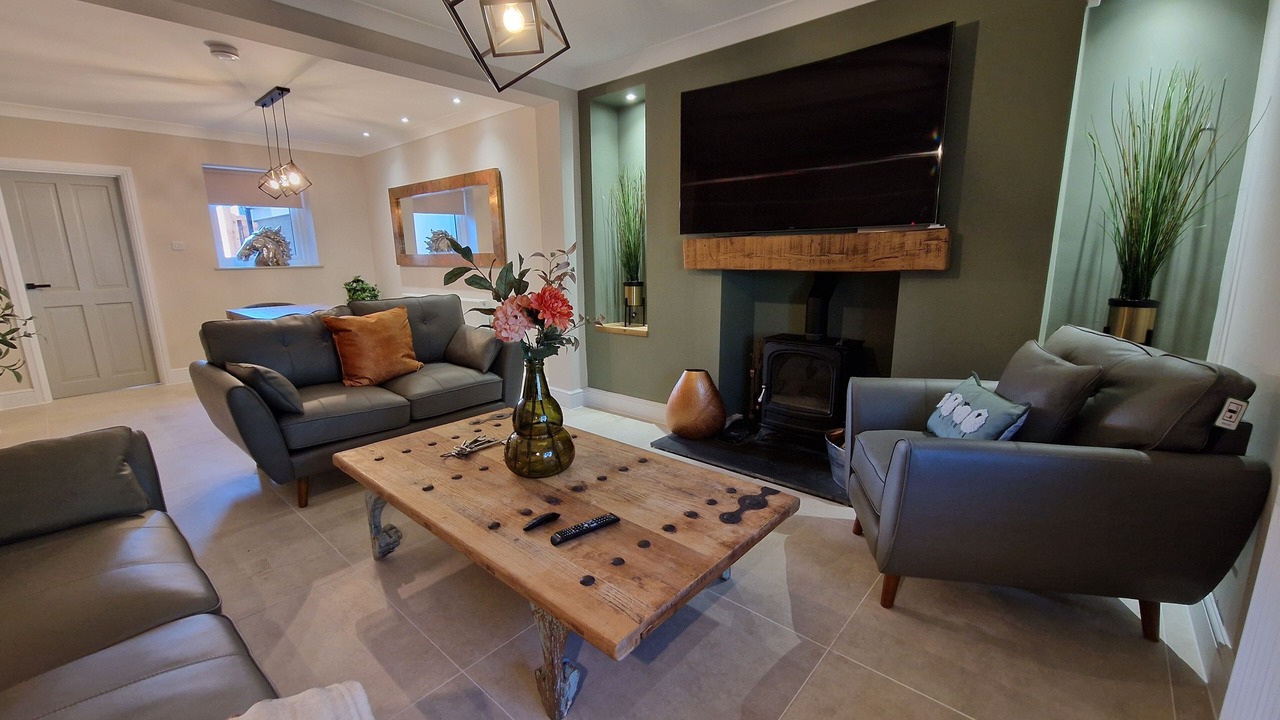 Photo of Livingroom in Merthyr Tydfil