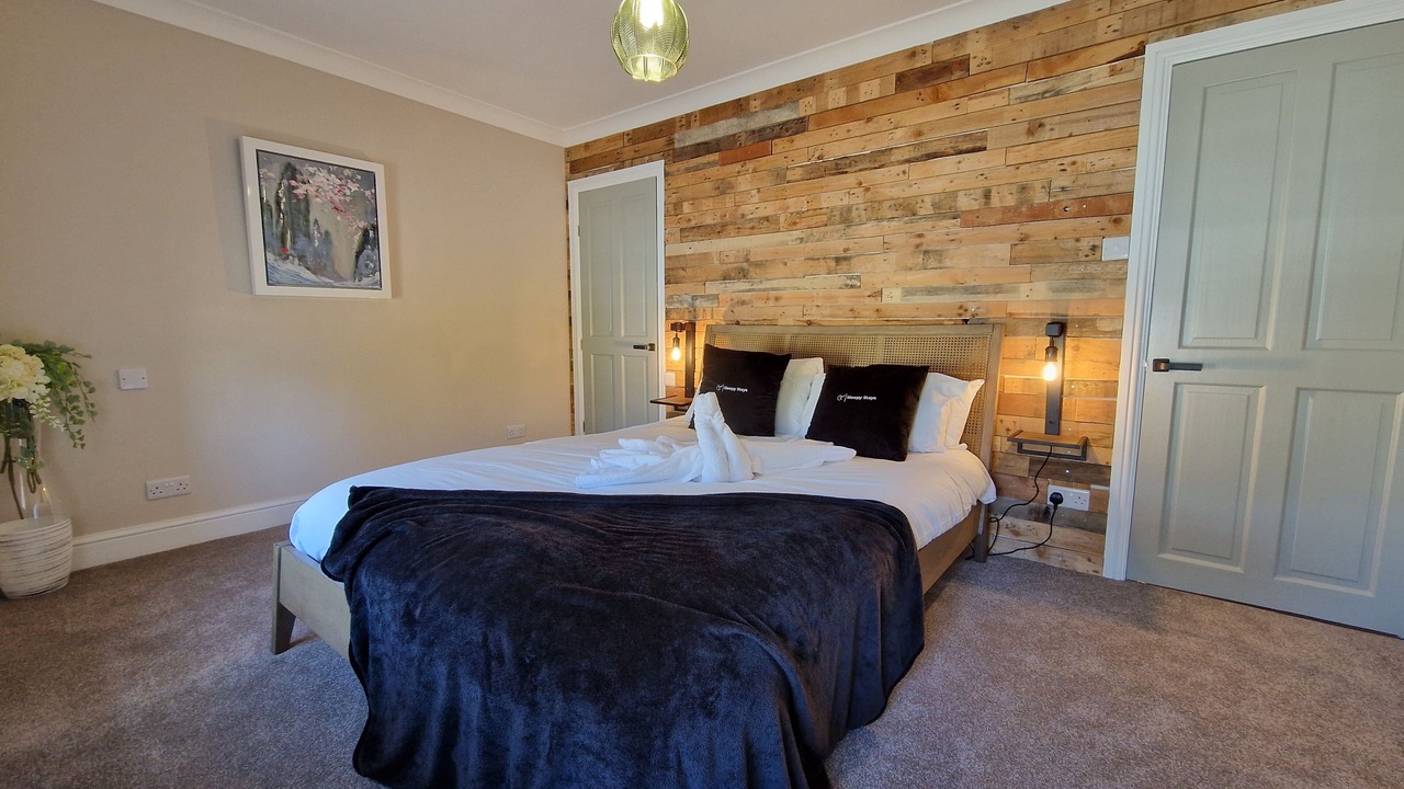 Photo of Bedroom in Merthyr Tydfil
