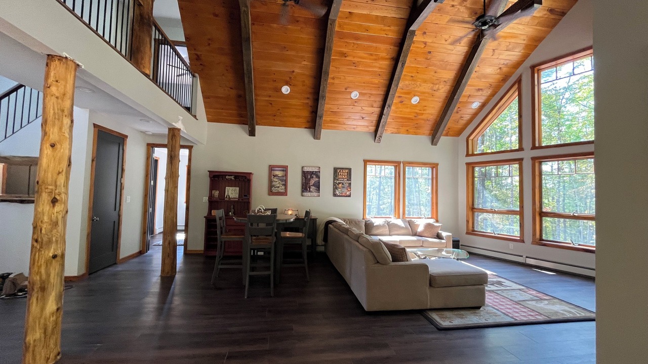 Photo of Livingroom in Chestertown