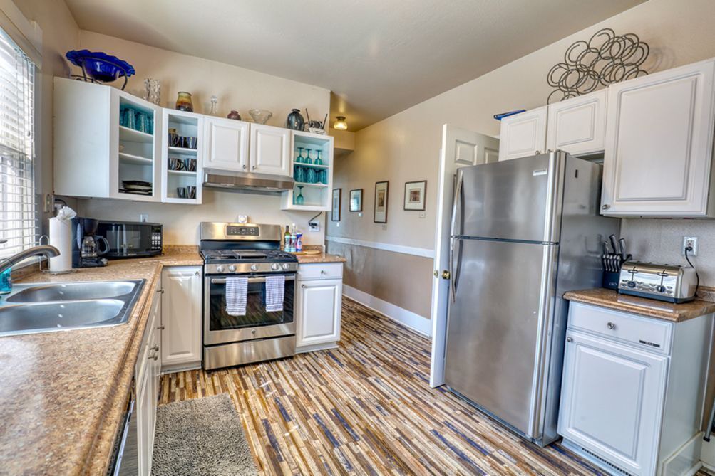 Photo of Others in Queen Anne