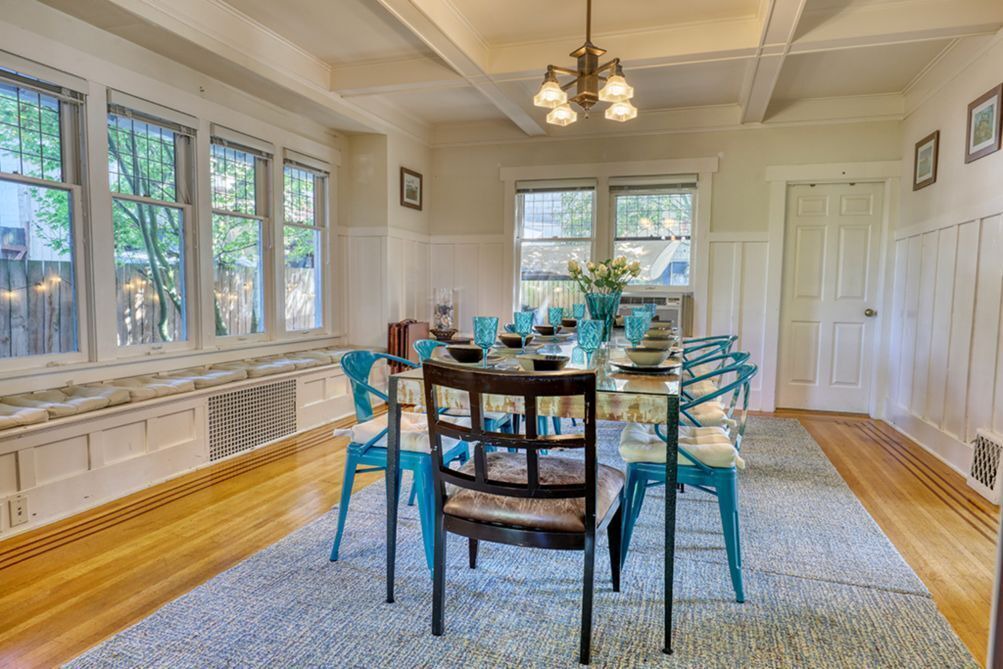 Photo of Others in Queen Anne