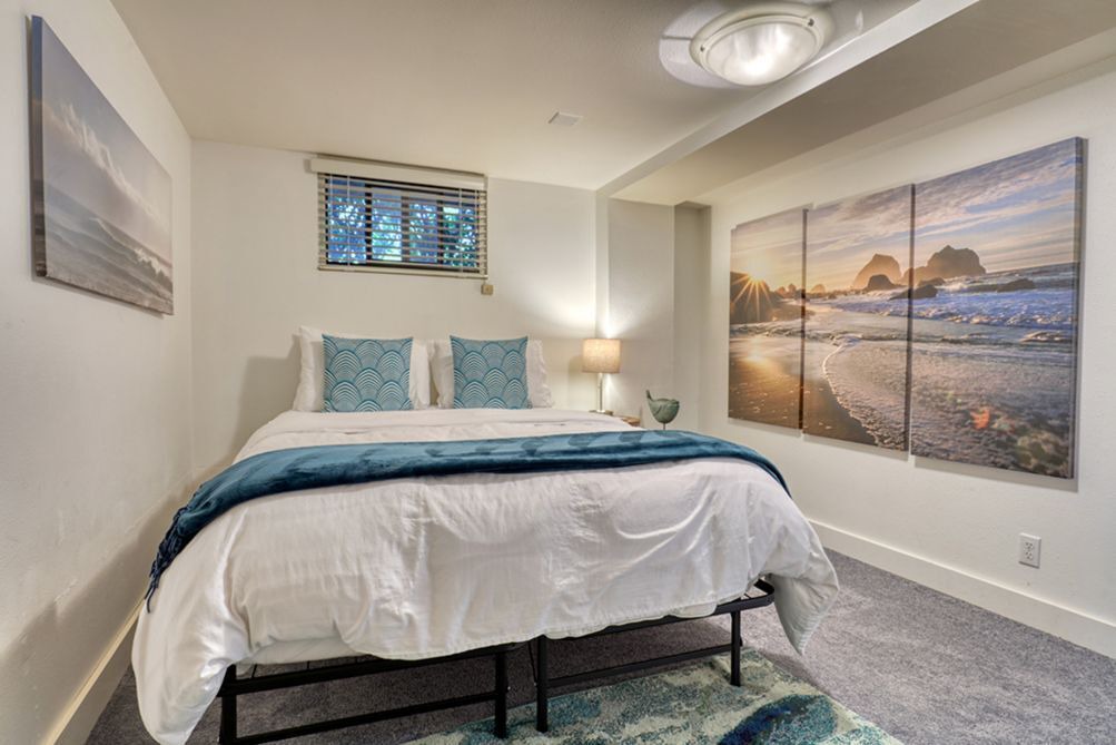 Photo of Others in Queen Anne