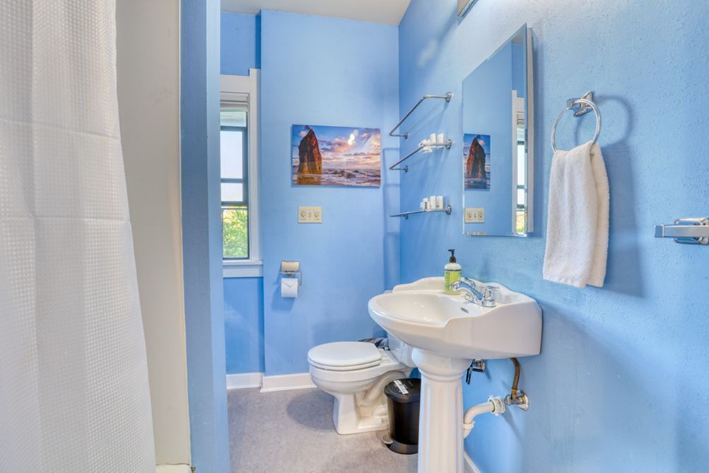 Photo of Bathroom in Queen Anne