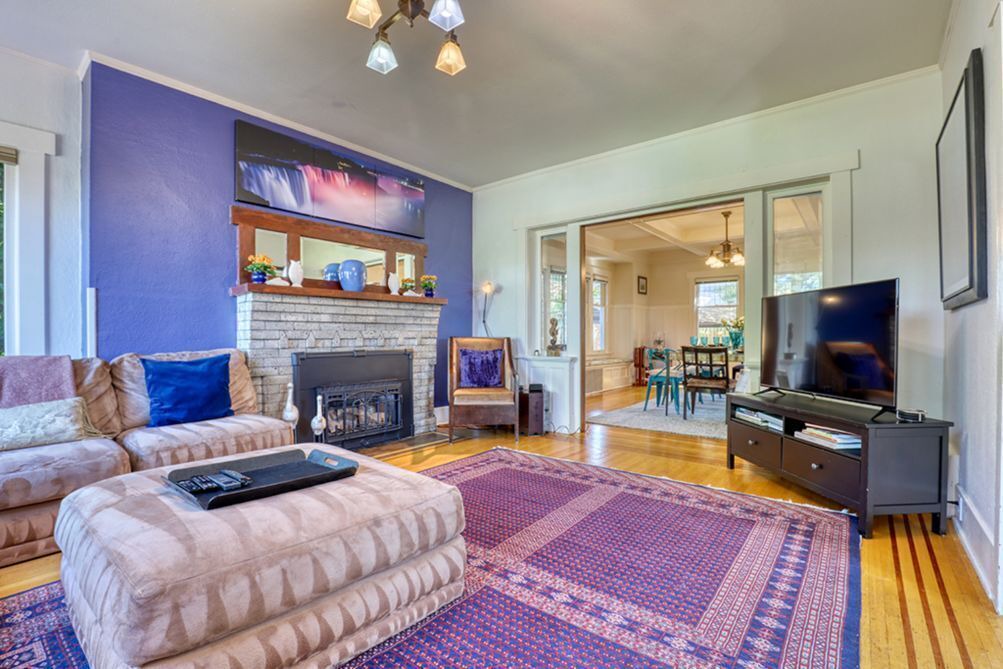 Photo of Livingroom in Queen Anne