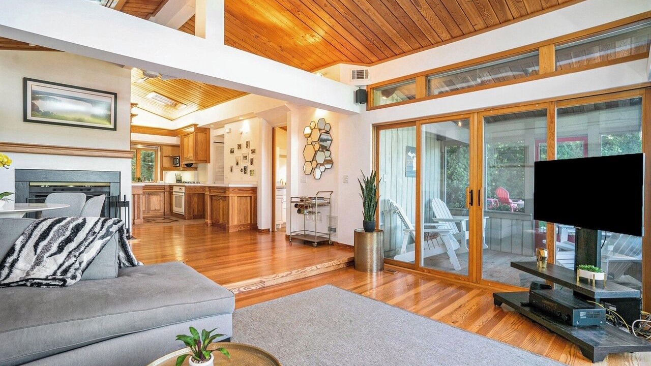 Photo of Livingroom in Fennville