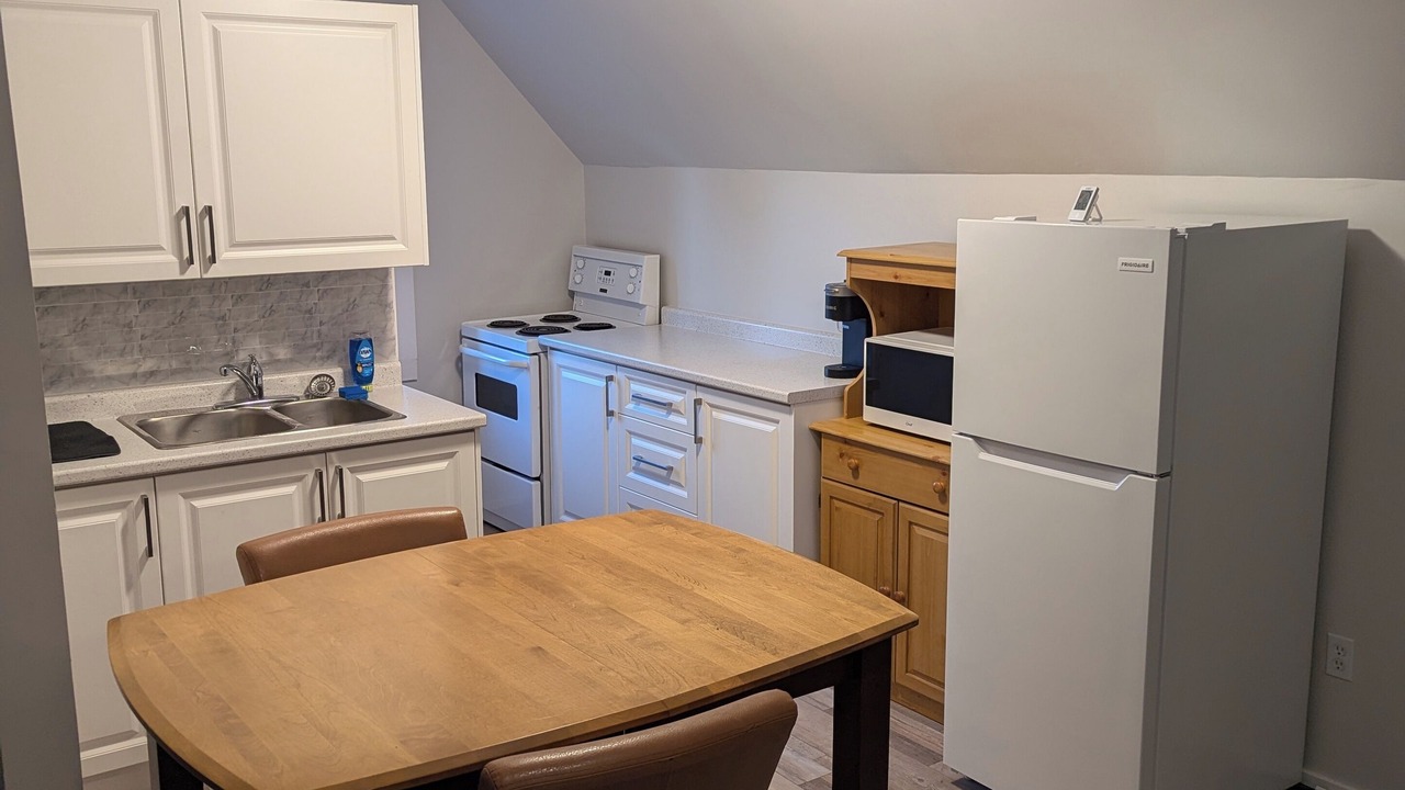 Photo of Kitchen in Lindsay