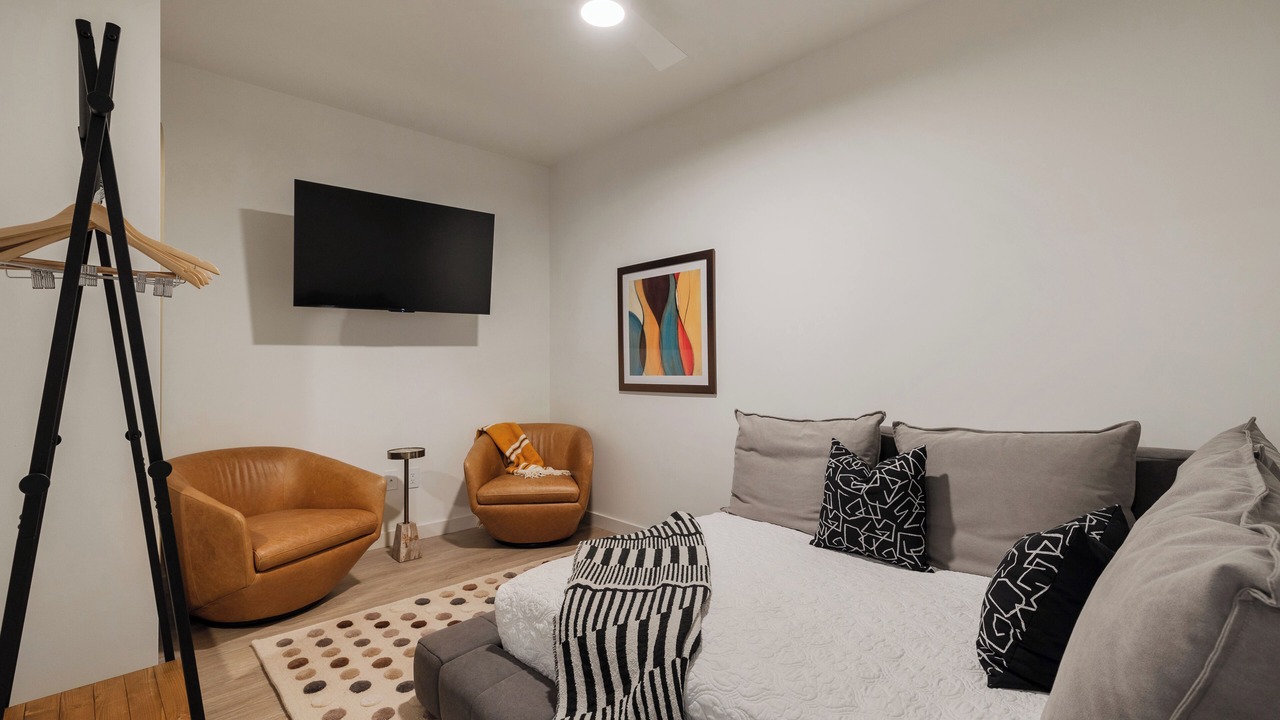 Photo of Bedroom in Eighth Avenue