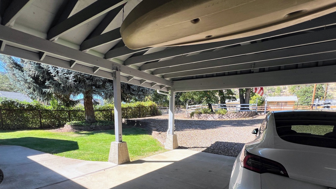 Photo of Outdoor in Montague