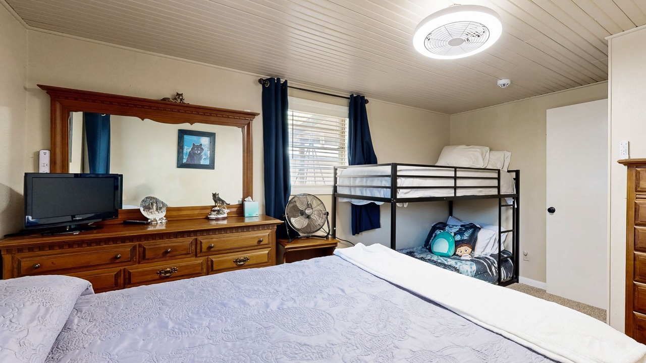 Photo of Bedroom in Longtown