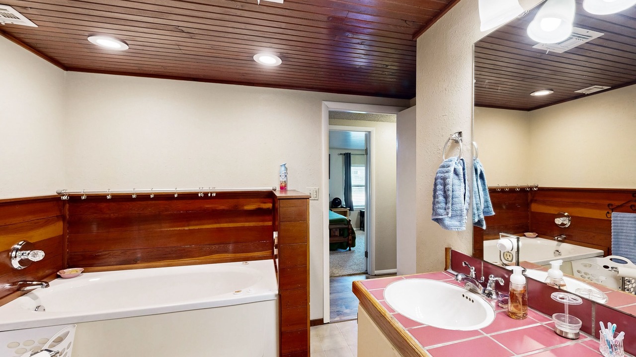 Photo of Bathroom in Longtown