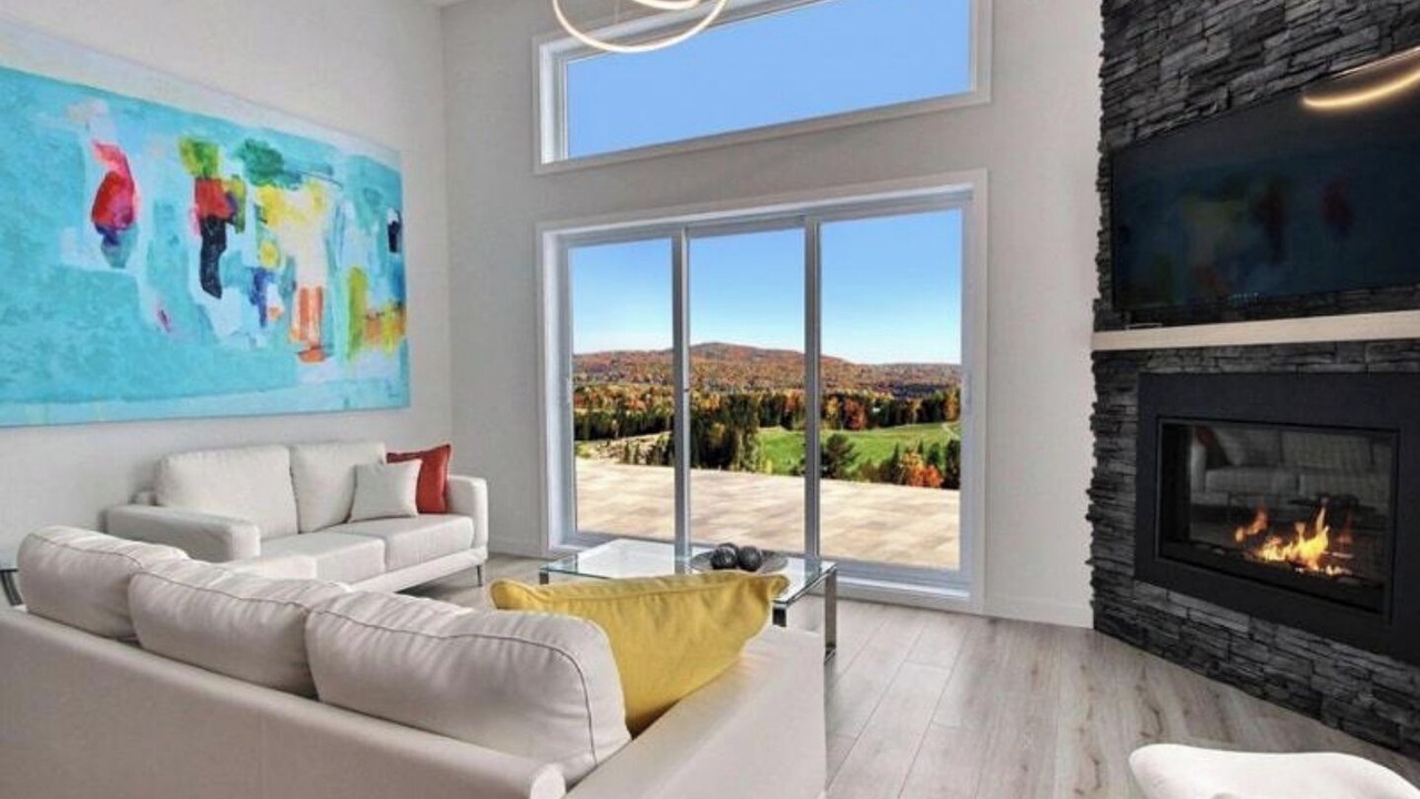 Photo of Livingroom in Saint-Jean-de-Matha