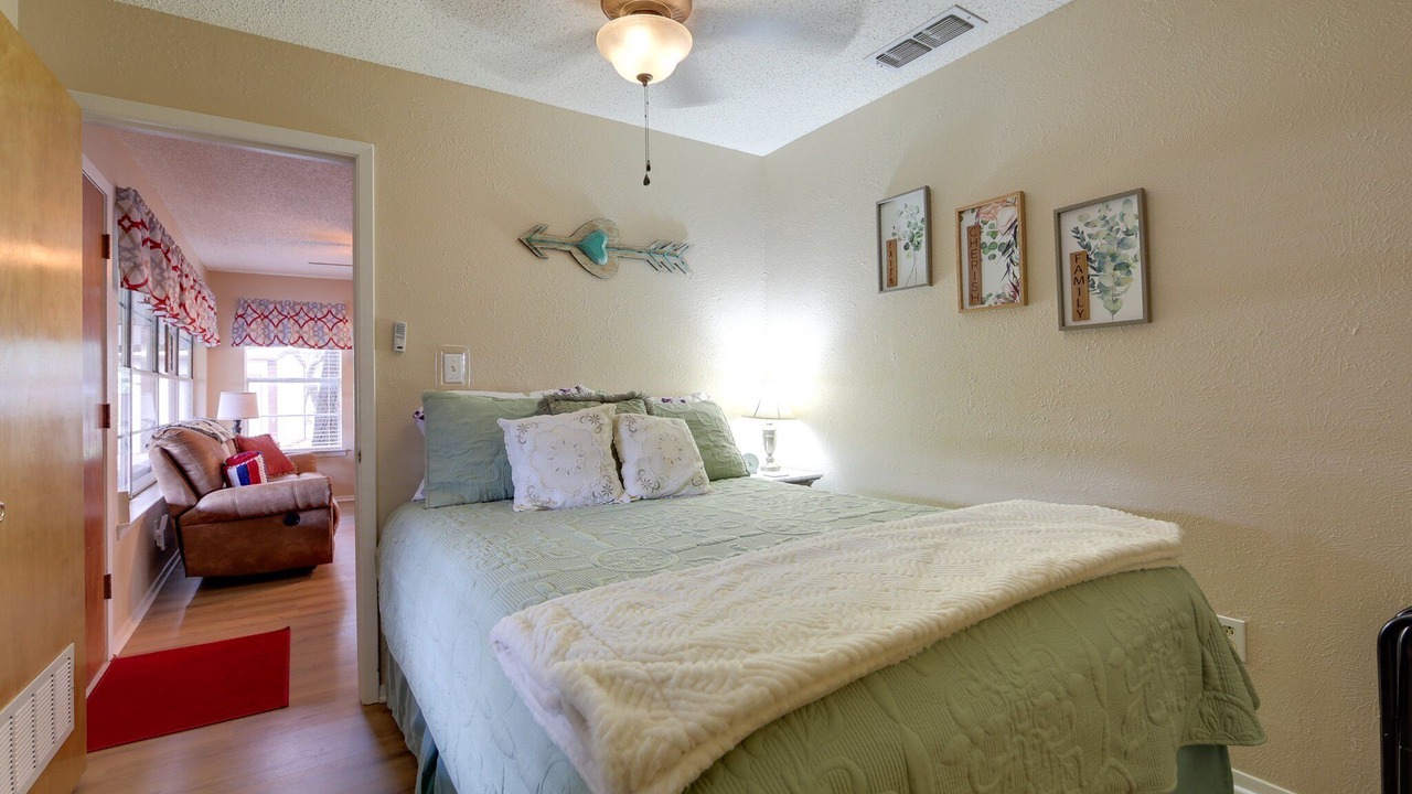 Photo of Bedroom in Chico