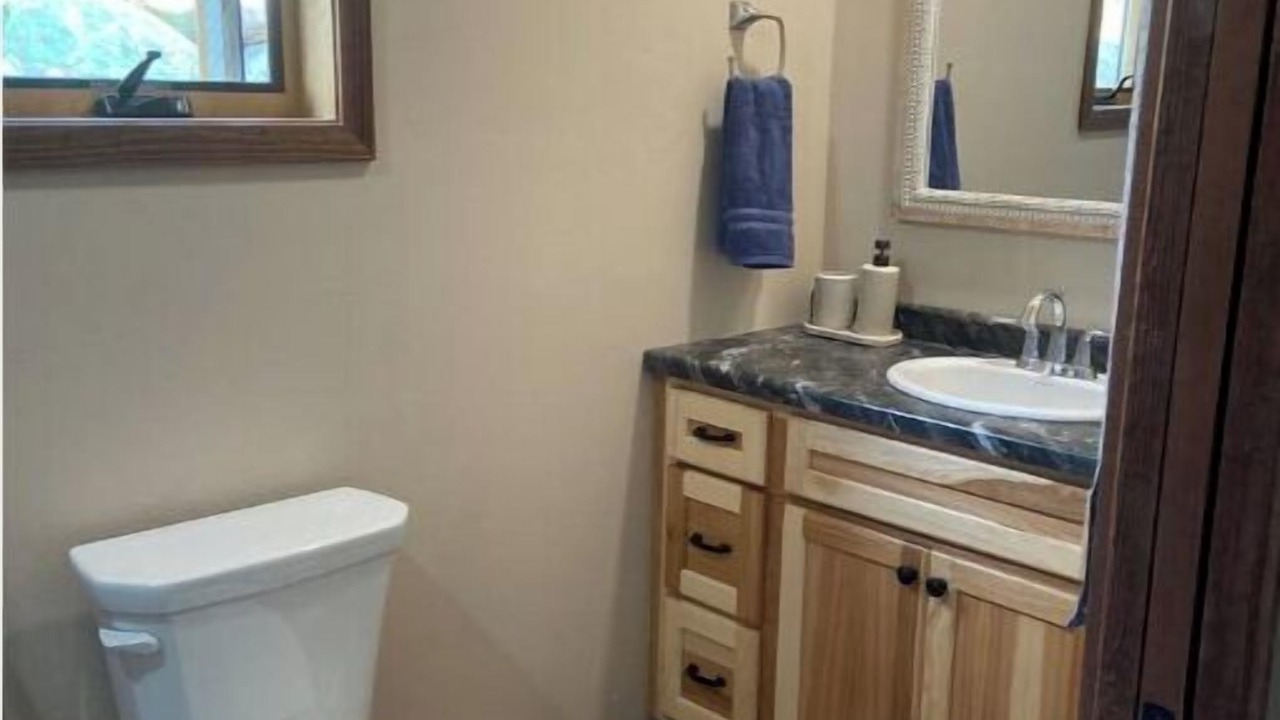 Photo of Bathroom in Crystal Falls