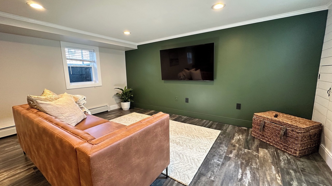 Photo of Livingroom in South Peabody