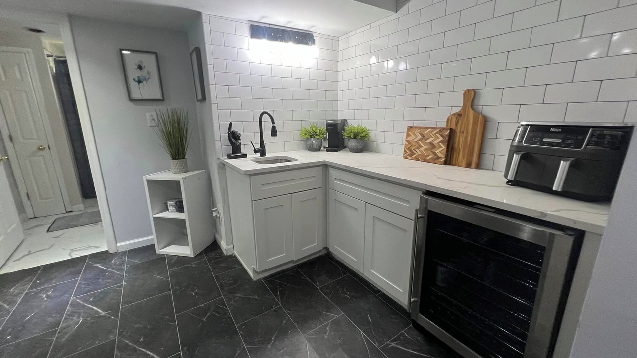 Photo of Kitchen in Lindenwood Park