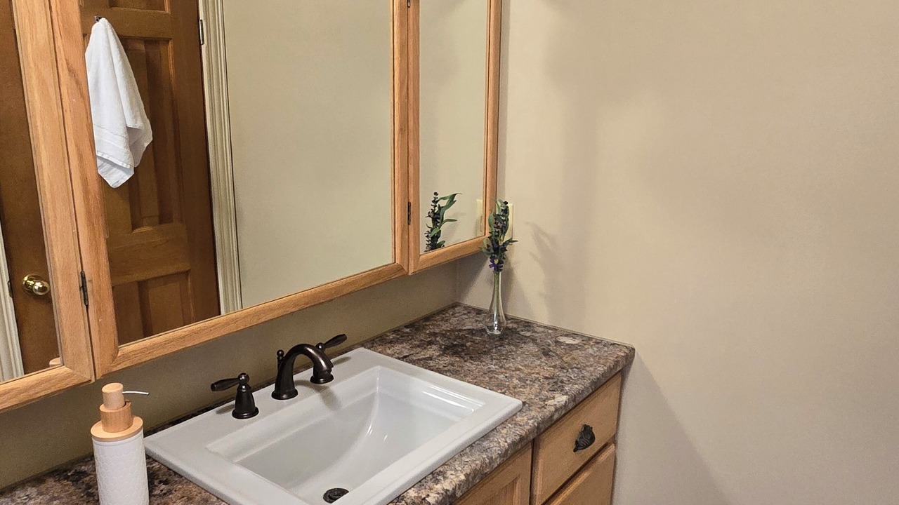 Photo of Bathroom in Quispamsis