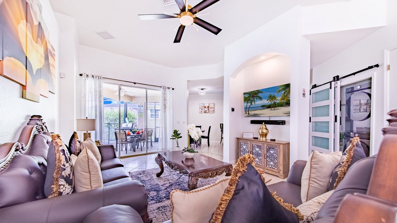 Photo of Livingroom in Haines City