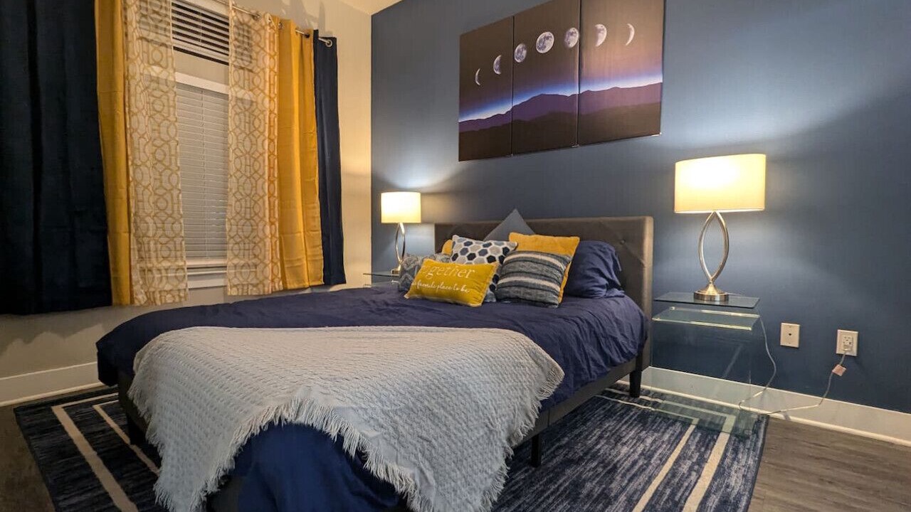 Photo of Bedroom in Nassau Bay