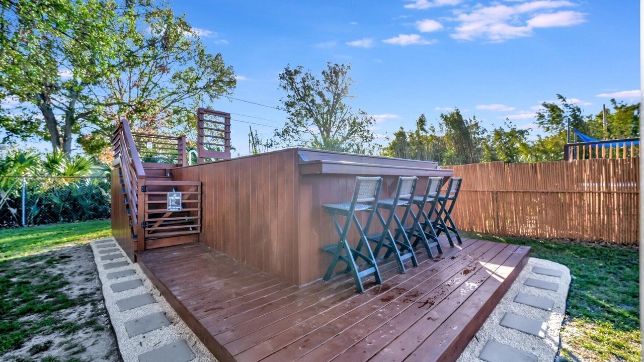Photo of Patio Balcony in Sun Bay South