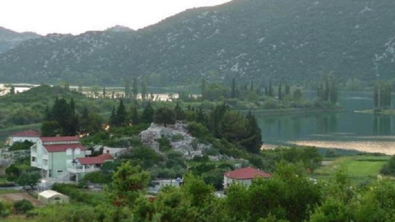 Photo of Others in Peracko Blato