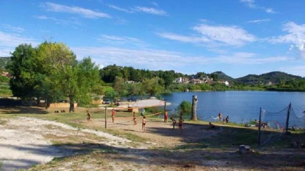 Photo of Others in Peracko Blato