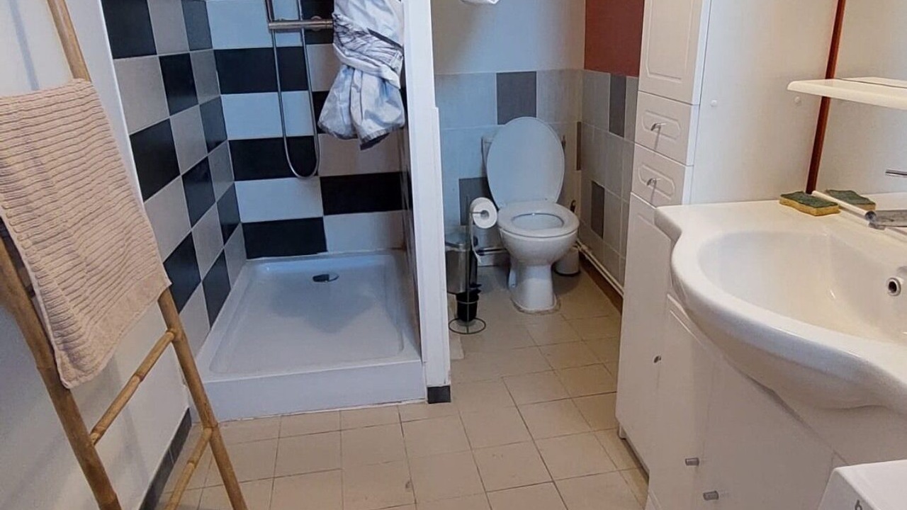 Photo of Bathroom in Moutiers-en-Puisaye