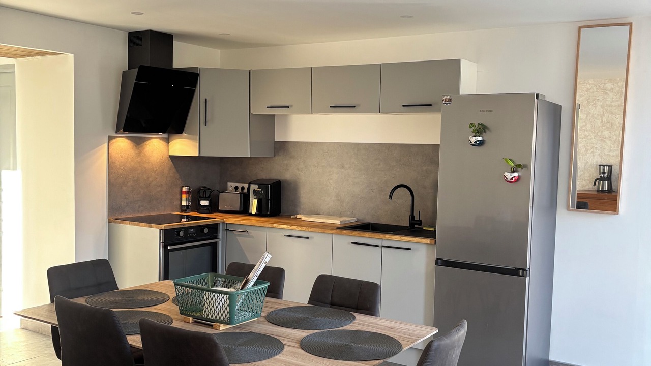 Photo of Kitchen in Subles