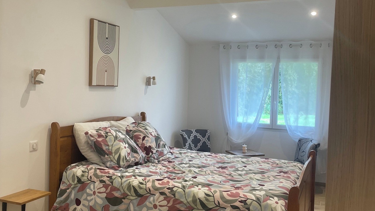 Photo of Bedroom in Pechbonnieu